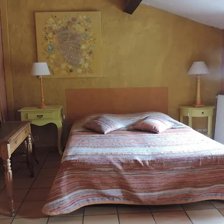 La Figuera Bed & Breakfast Camélas