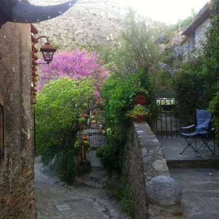 Bed & Breakfast La Figuera